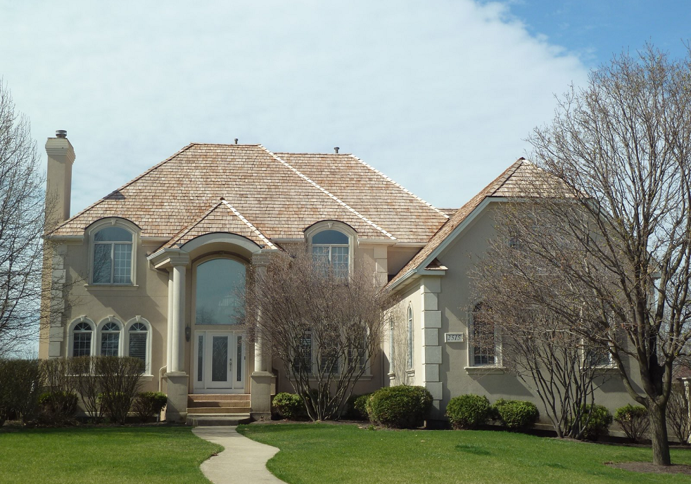 Why DuraShield Roofing & Contracting is the Expert Roofing Contractor for Cedar Shake Roofs and Cedar Shake Roof Care in WI and IL